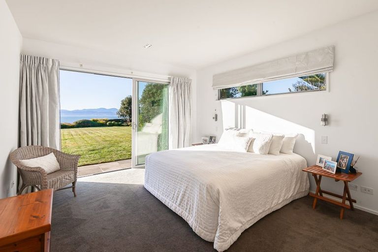 Photo of property in 76 Admirals Way, Ruby Bay, Mapua, 7173