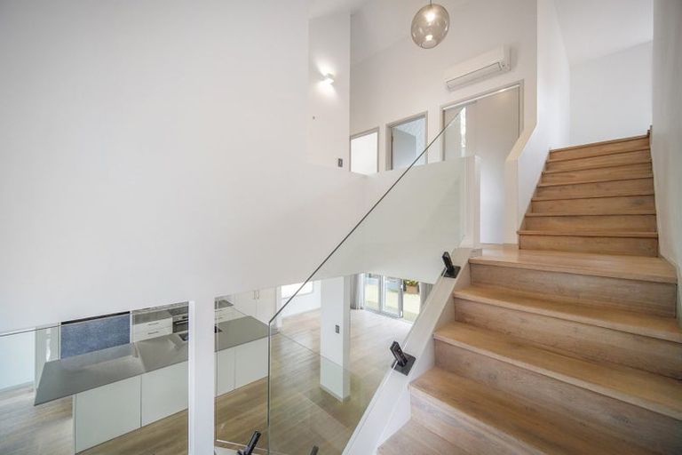 Photo of property in 1/26 Onepoto Road, Hauraki, Auckland, 0622