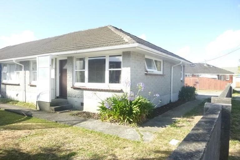 Photo of property in 1/3 Camp Street, Silverstream, Upper Hutt, 5019