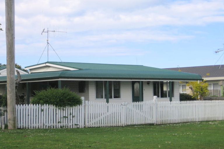 Photo of property in 6 Athenree Road, Athenree, Katikati, 3177
