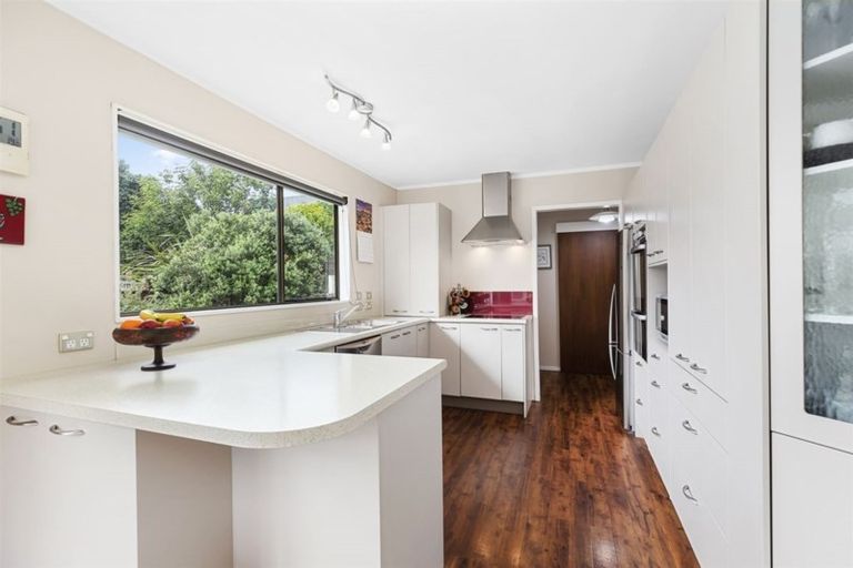 Photo of property in 9 Bowline Place, Whitby, Porirua, 5024