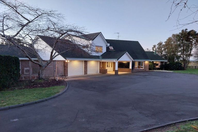 Photo of property in 225 Laing Road, Karaka, Papakura, 2580