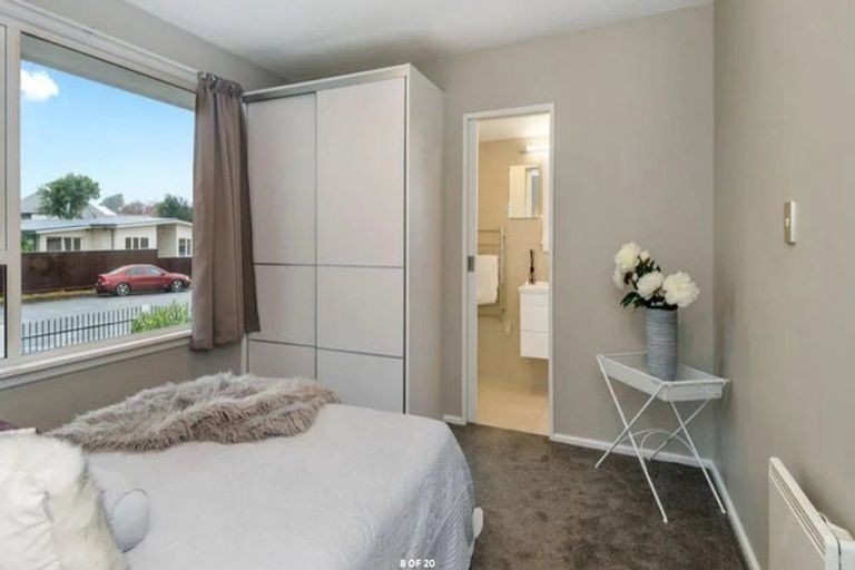 Photo of property in 40 Athol Terrace, Upper Riccarton, Christchurch, 8041