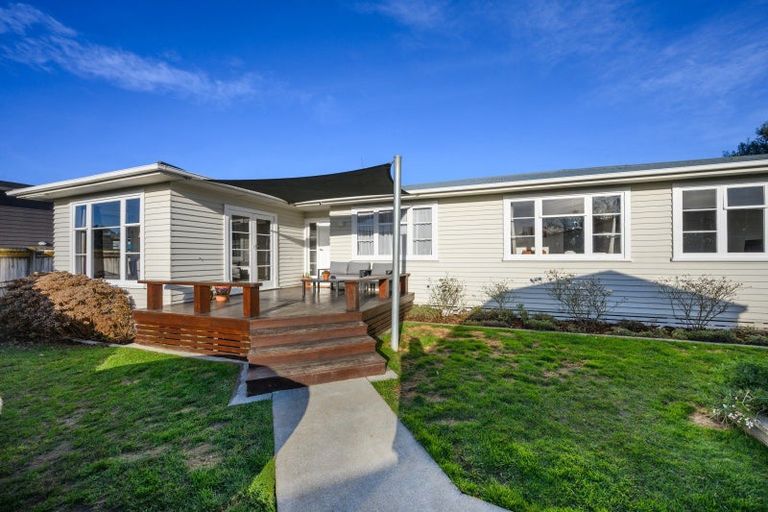 Photo of property in 15b Lifford Place, Awapuni, Palmerston North, 4412