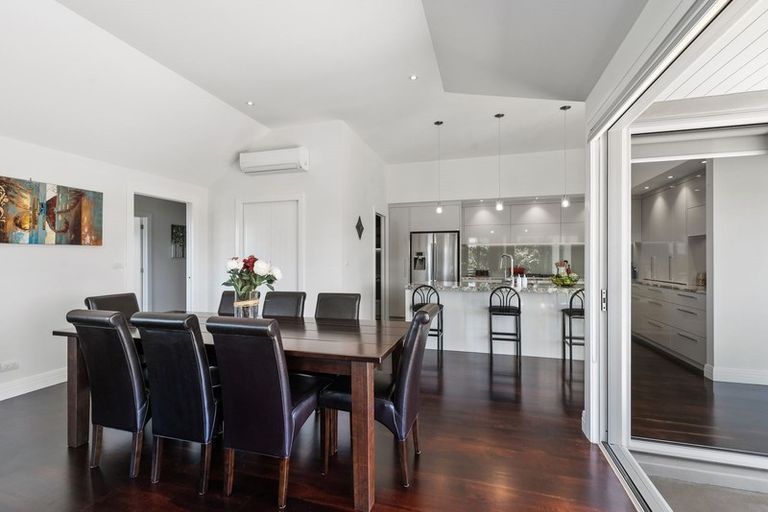 Photo of property in 104 Vaughans Road, Long Bay, Albany, 0792