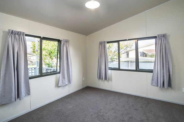 Photo of property in 14a Tasman Crescent, Carterton, 5713