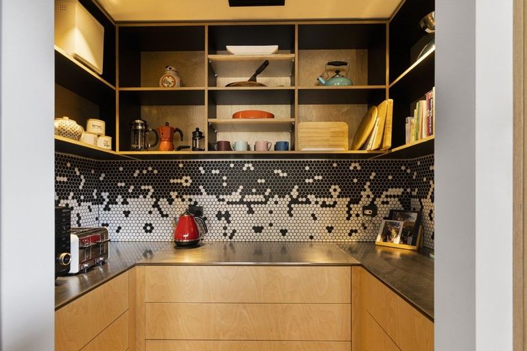 Photo of property in 6 Soudley Court, Jacks Point, Queenstown, 9371