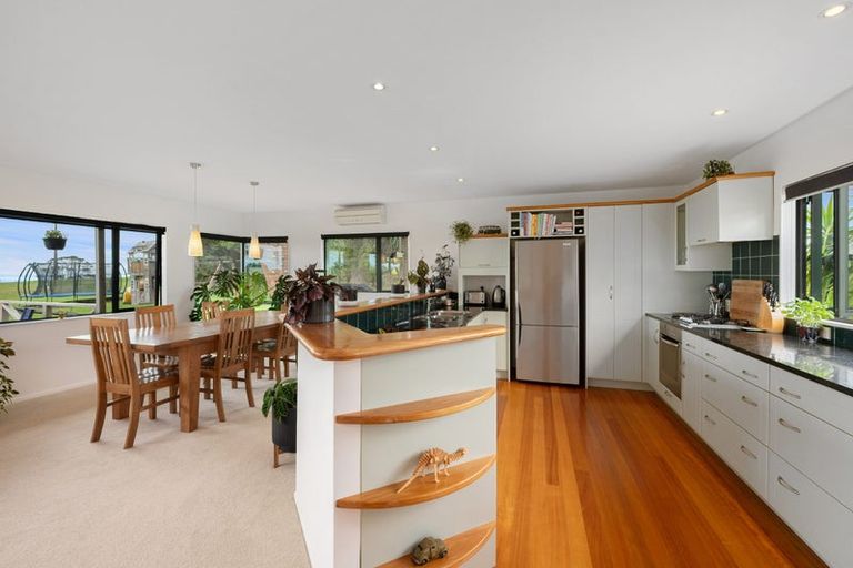 Photo of property in 357 Mclachlan Road, Kaukapakapa, Warkworth, 0984
