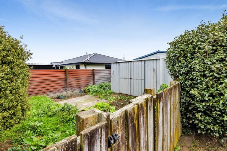 Photo of property in 13 Green Lane, Hawera, 4610