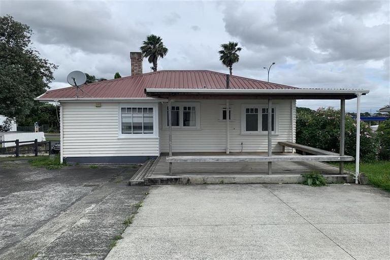 Photo of property in 222 East Tamaki Road, Otara, Auckland, 2023