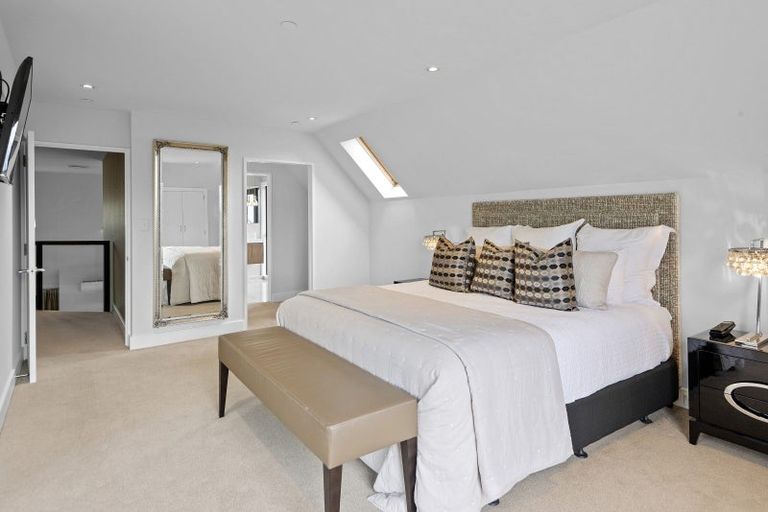 Photo of property in 50i Carlton Mill Road, Merivale, Christchurch, 8014