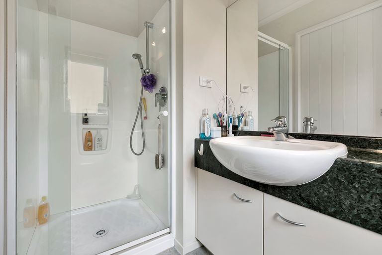 Photo of property in 4 Rush Creek Drive, Westgate, Auckland, 0614