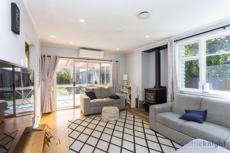 Photo of property in 422 Yaldhurst Road, Russley, Christchurch, 8042