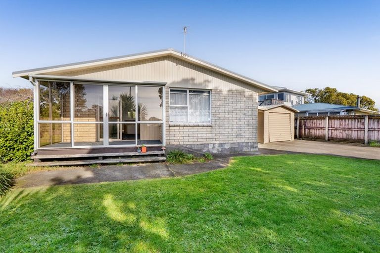 Photo of property in 16 Dillon Drive, Bell Block, New Plymouth, 4312