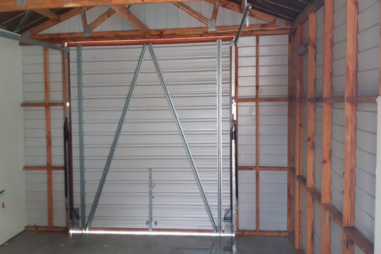 Photo of property in 25a Palmer Crescent, Silverstream, Upper Hutt, 5019