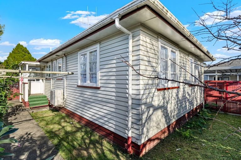 Photo of property in 14a Wall Street, Nawton, Hamilton, 3200