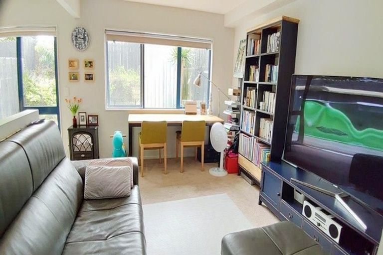 Photo of property in 773/71 Fernhill Way, Oteha, Auckland, 0632