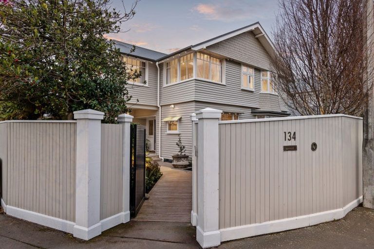 Photo of property in 134 Papanui Road, Merivale, Christchurch, 8014