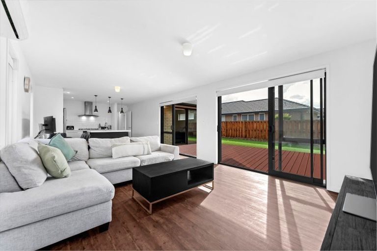 Photo of property in 5 Tomairangi Crescent, Pukekohe, 2120