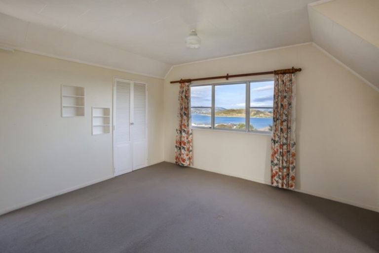 Photo of property in 3 Corlett Road, Plimmerton, Porirua, 5026