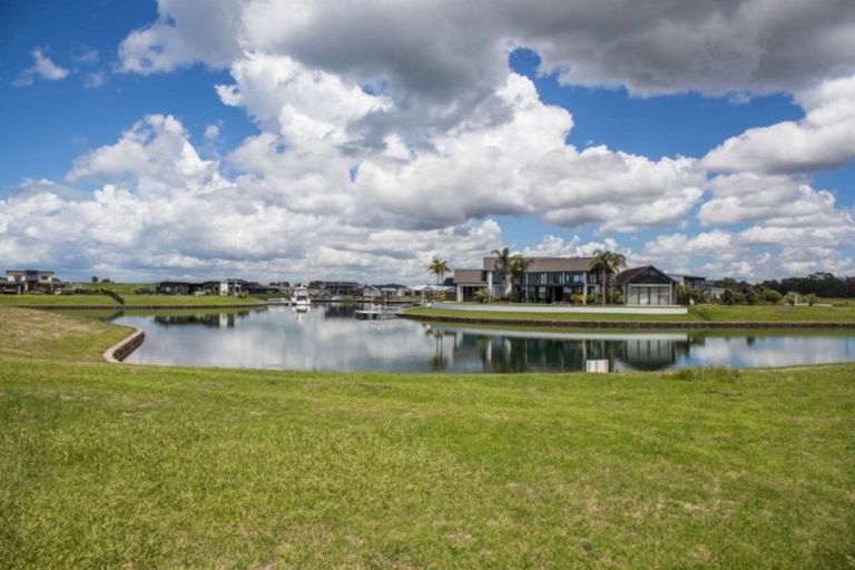 Photo of property in 29 Stace Hopper Drive, One Tree Point, 0118