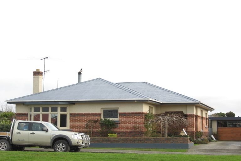 Photo of property in 768 Queens Drive, Waikiwi, Invercargill, 9810