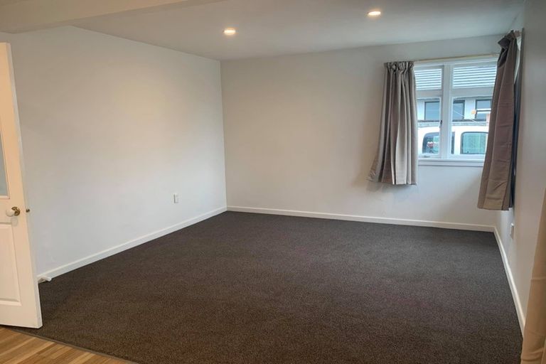 Photo of property in 61 Palmers Road, New Brighton, Christchurch, 8083