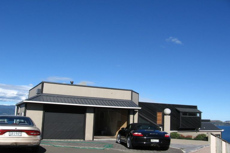 Photo of property in 15 Harbour Park Terrace, Khandallah, Wellington, 6035