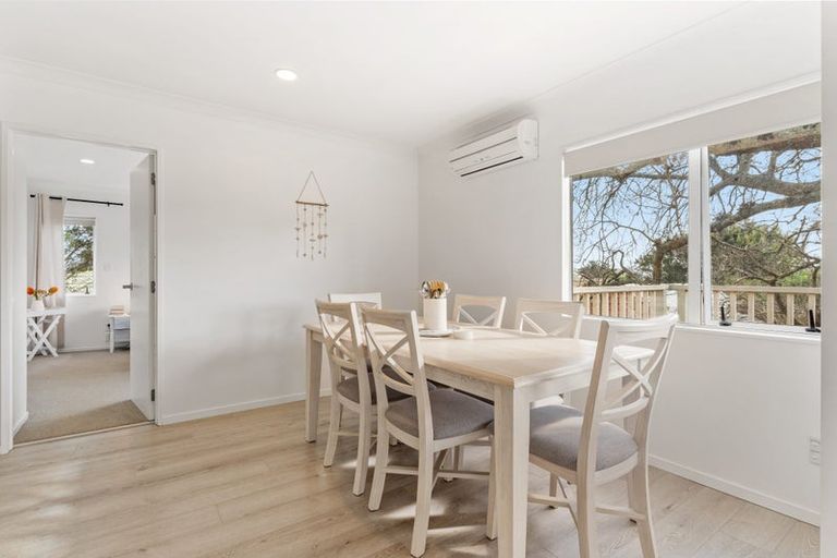 Photo of property in 23d Jelas Road, Red Beach, 0932