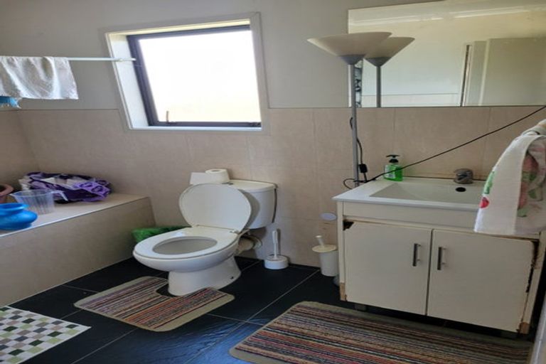 Photo of property in 4c Kelkirk Street, Kelston, Auckland, 0602