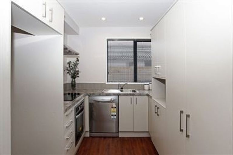 Photo of property in 2/14 London Street, Richmond, Christchurch, 8013