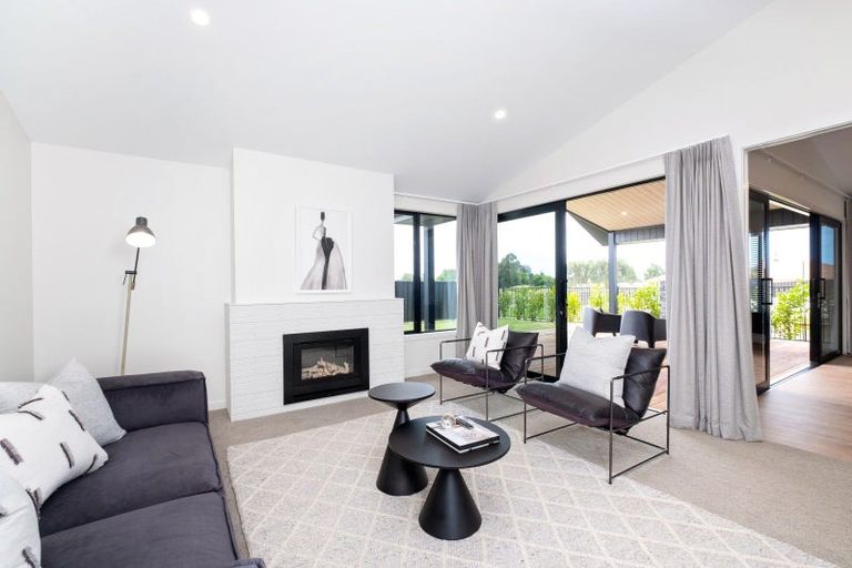 Photo of property in 79 Brookvale Road, Havelock North, 4130