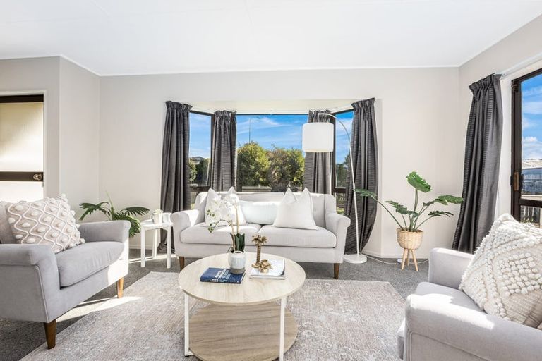 Photo of property in 10 Campbell Avenue, Paraparaumu, 5032