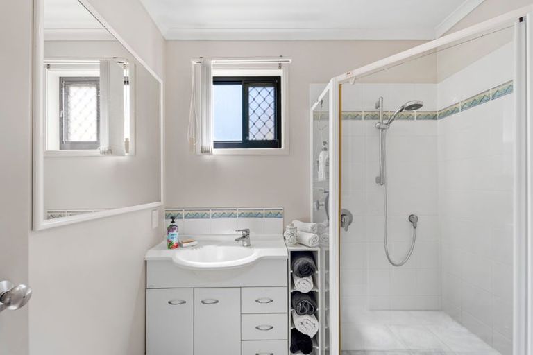 Photo of property in 6c Voyager Drive, Gulf Harbour, Whangaparaoa, 0930