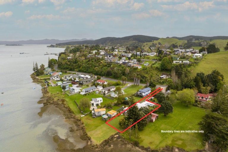 Photo of property in 53 Pouewe Street, Kawhia, 3889