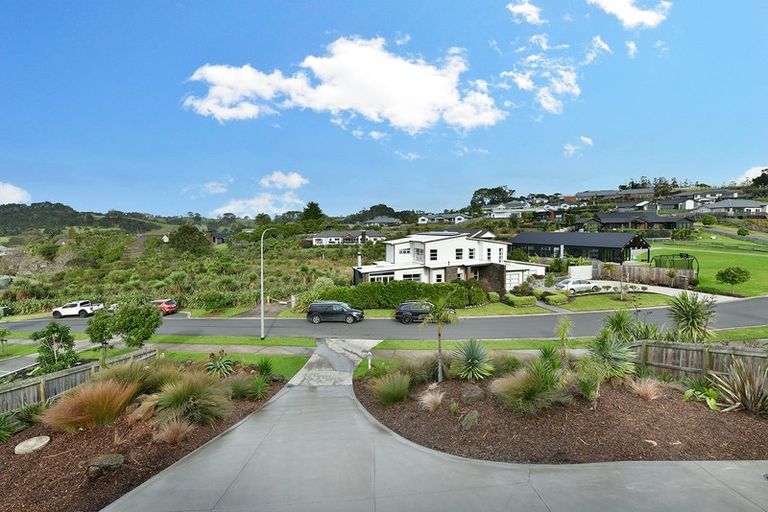 Photo of property in 76 Solan Drive, Waimauku, 0812