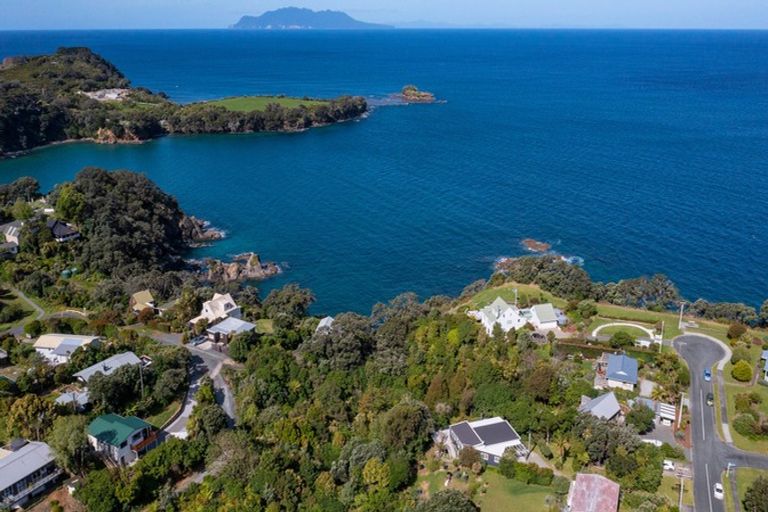 Photo of property in 27 Cotterell Street, Leigh, 0985