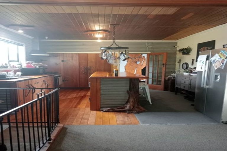 Photo of property in 72 Half Mile Road, Tuatapere, 9620