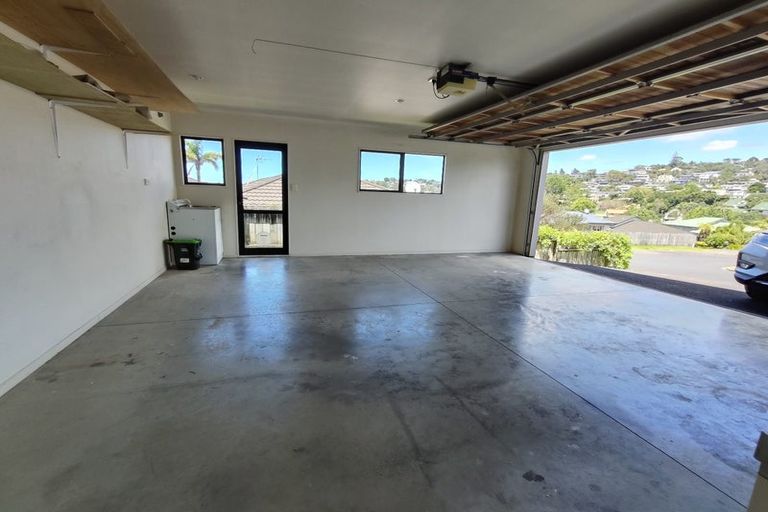 Photo of property in 1 Ellenbury Place, Stanmore Bay, Whangaparaoa, 0932