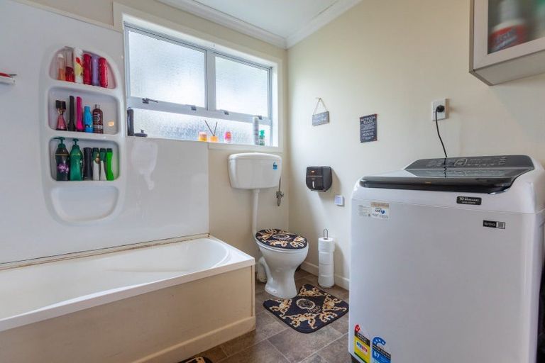 Photo of property in 24 Julia Street, Pahiatua, 4910