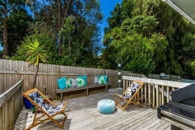 Photo of property in 1/4 Malibu Grove, Bayview, Auckland, 0629