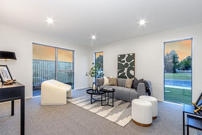 Photo of property in 5 Lorenzos Lane, Halswell, Christchurch, 8025