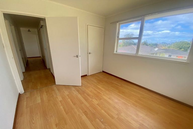 Photo of property in 84 Salamanca Road, Sunnynook, Auckland, 0620