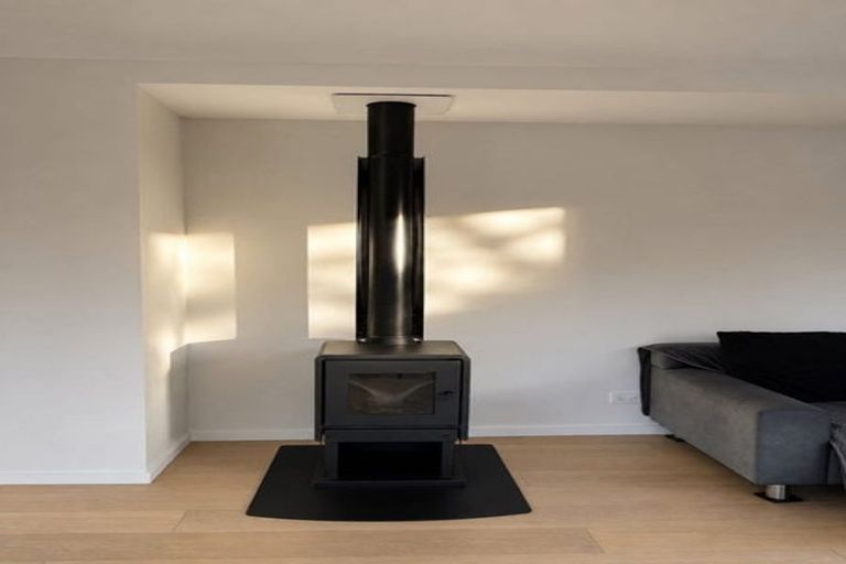 Photo of property in 6 Kokako Lane, Jacks Point, Queenstown, 9371