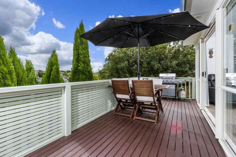 Photo of property in 2/70 Archers Road, Glenfield, Auckland, 0629