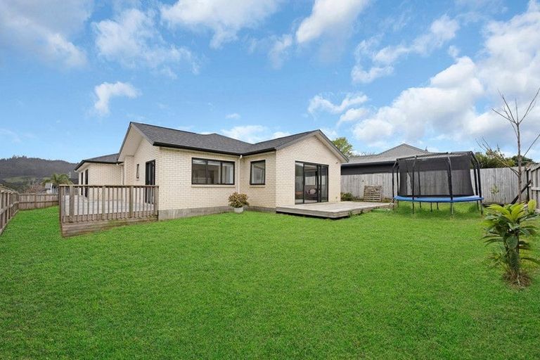 Photo of property in 2 Raymond Grace Avenue, Huapai, Kumeu, 0810
