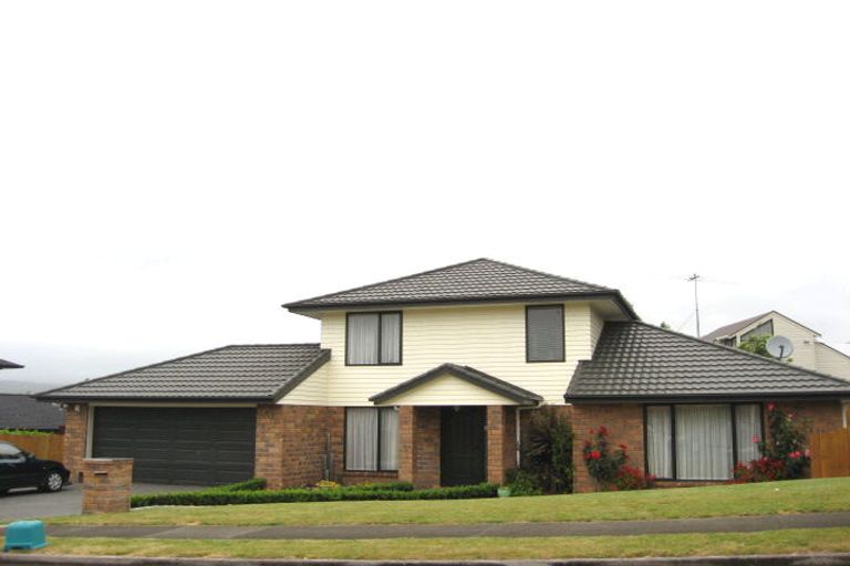 Photo of property in 2 Parkhaven Drive, Rosehill, Papakura, 2113