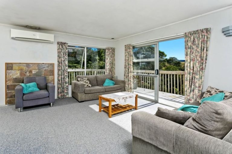Photo of property in 93 John Downs Drive, Browns Bay, Auckland, 0630