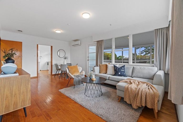 Photo of property in 1/35 Riverlea Road, Whenuapai, Auckland, 0618