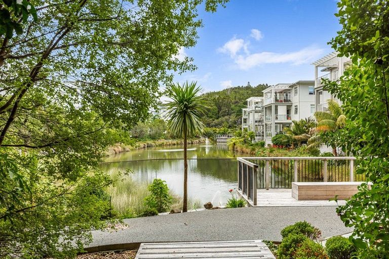 Photo of property in 107 Panorama Heights, Orewa, 0931